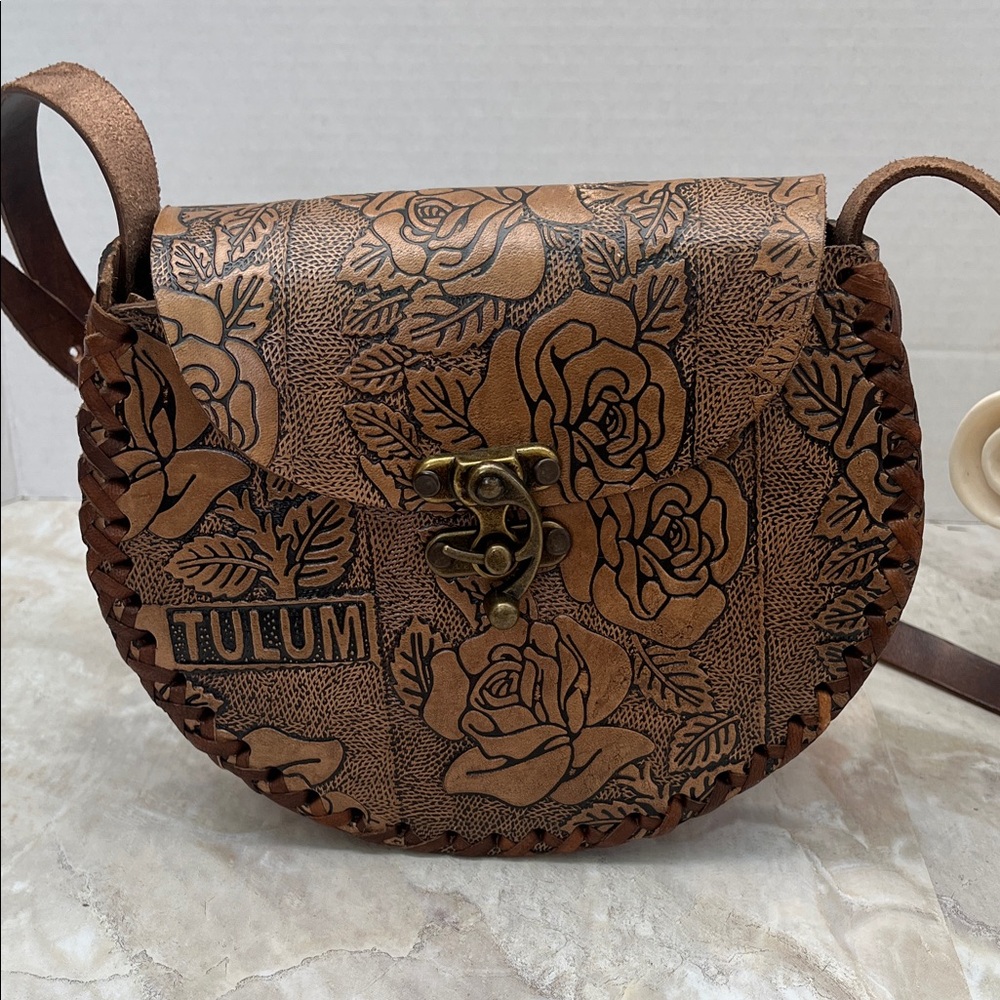 Mexican Tan Floral Tooled Leather Crossbody with Brass Clasp - Picture 12 of 14